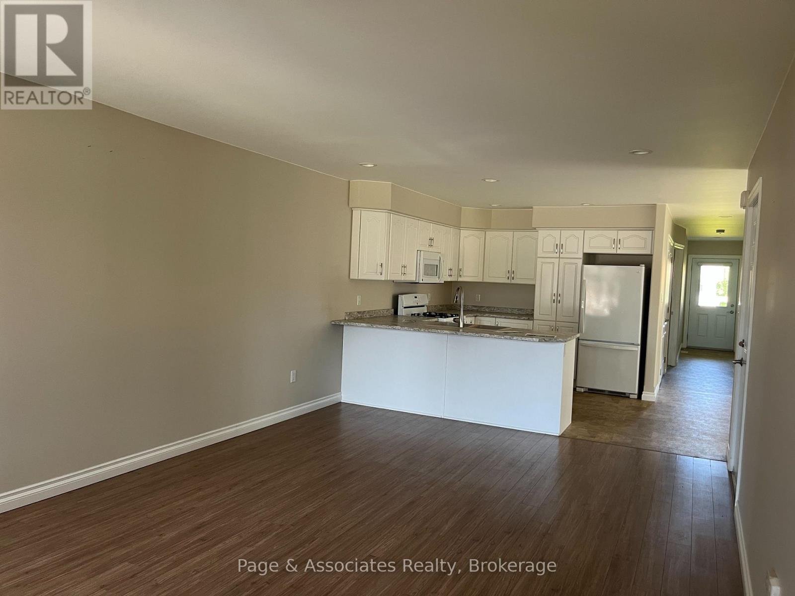 107 Third Street, West Nipissing, Ontario  P2B 3E1 - Photo 5 - X13601434