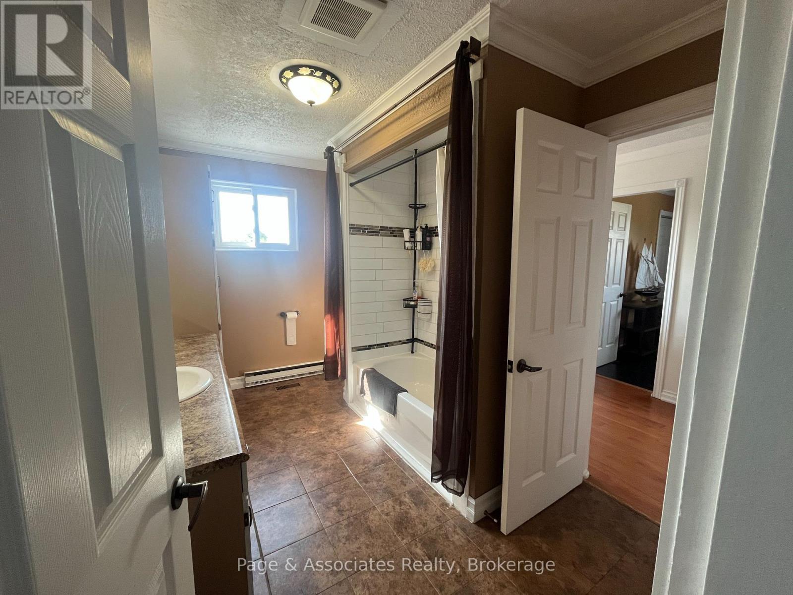 696 Coursol Road, West Nipissing, Ontario  P2B 3J6 - Photo 29 - X13773378