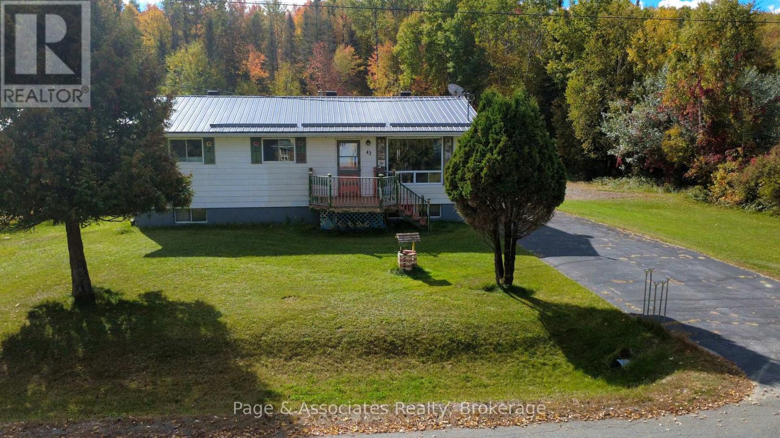 42 Maple Street, West Nipissing, Ontario  P0H 1M0 - Photo 2 - X13853510